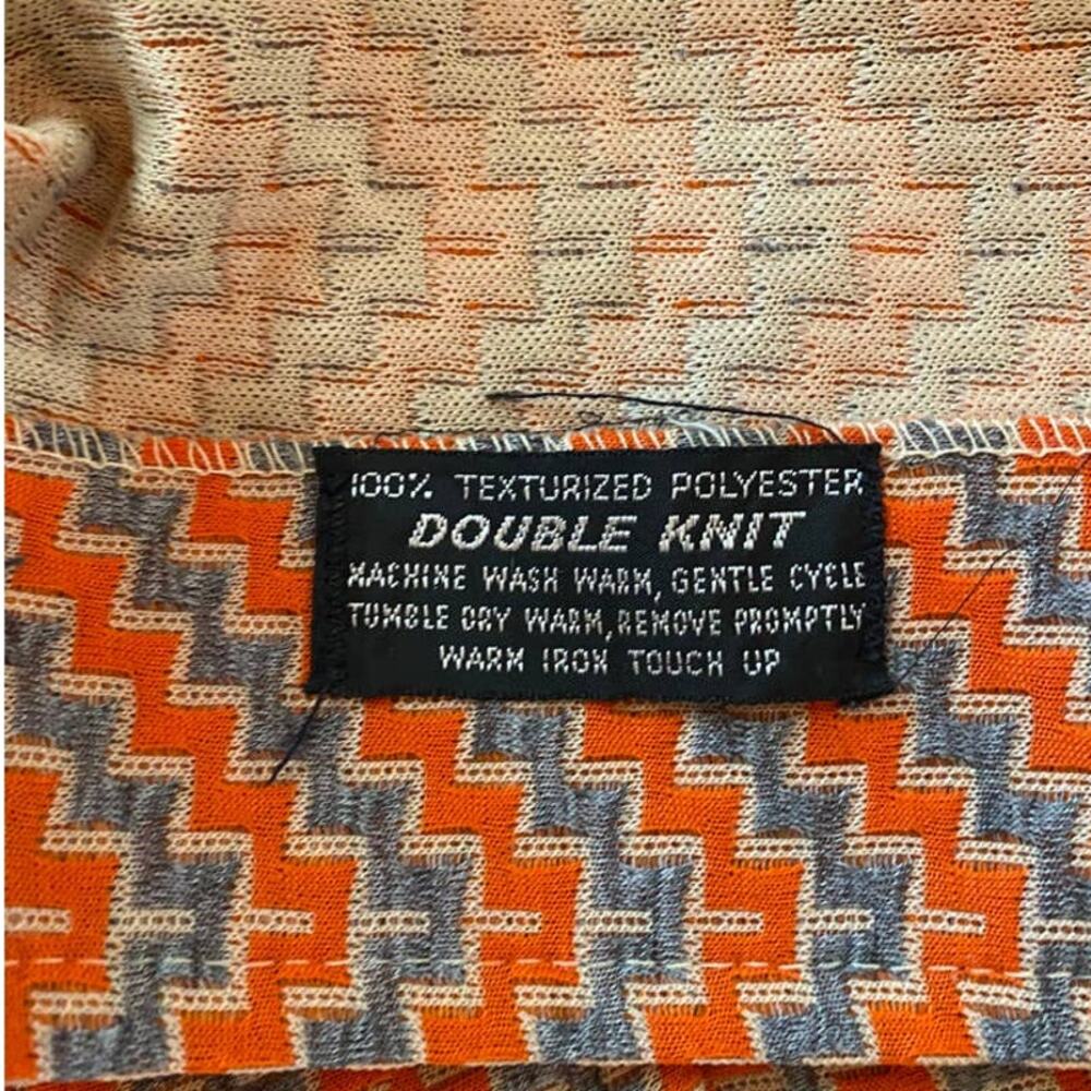 Vintage 1970s Vest Orange - Picture 10 of 12